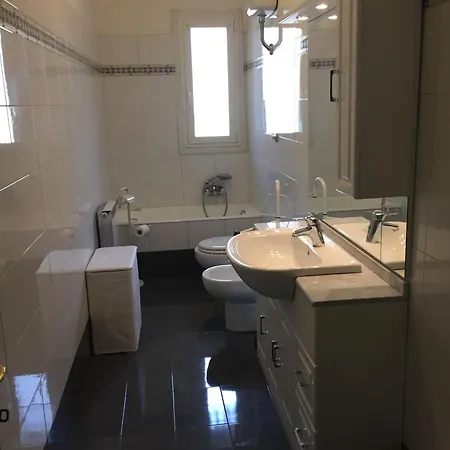 Chiabrera Apartment *
